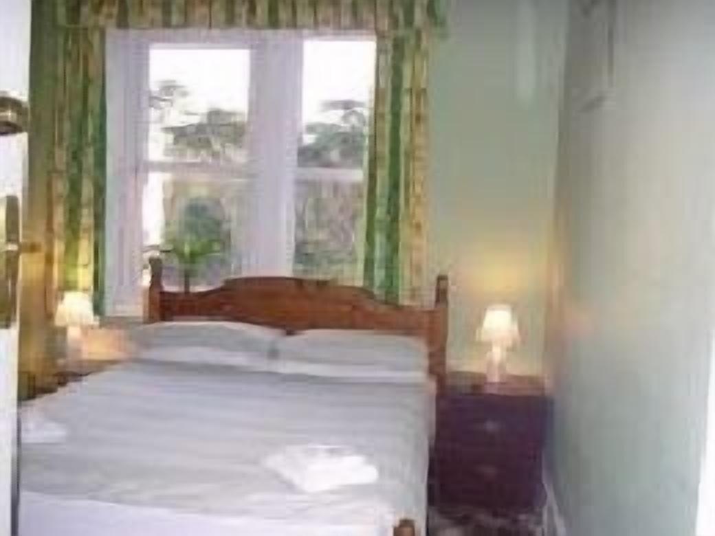 Ingledene Guest House Bournemouth Eksteriør billede